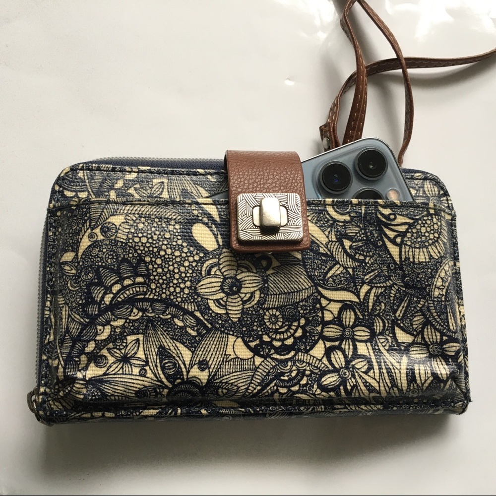 SAKROOTS Small Bag Crossbody Floral Blue & Cream ID Coin Phone Zippered